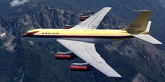 波音707客机
