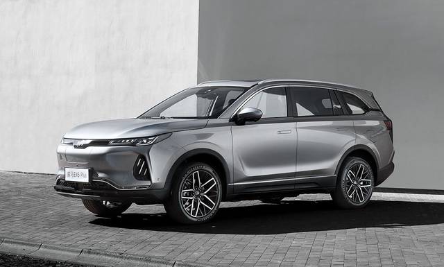 如何开大型suv c5f5def0f5854e45a7405fee0f50819d.jpeg