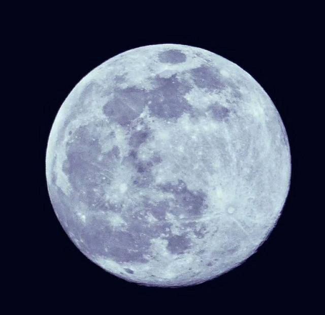 2020年3月10日凌晨的超级月亮
