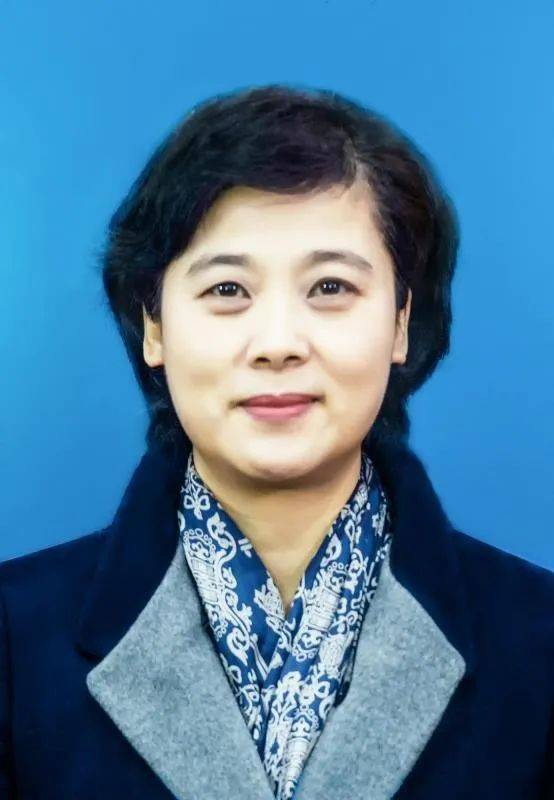"火线提拔"的女局长,已任区委书记,两个月前刚获任商务局长
