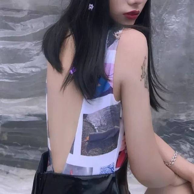 个性部位女生头像/现在网恋奔现都这么甜吗?