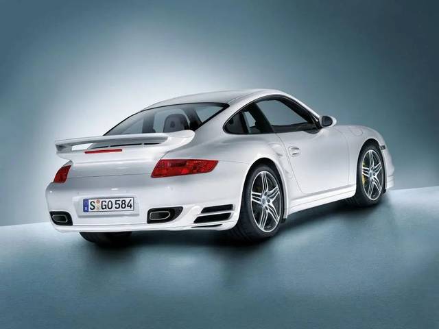 997 代 911 turbo 震惊了所有人,保时捷是世上首个将一款汽油车型与