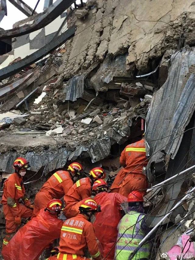 泉州酒店坍塌事故:谢谢你们,没有放弃每一个生命.