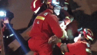 47b1cb0015c943d1830edb23672bbf9e.gif