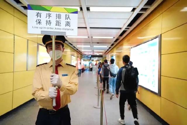 死亡3号线再次"升级"?早高峰一旦上错车,跟全勤说再见!