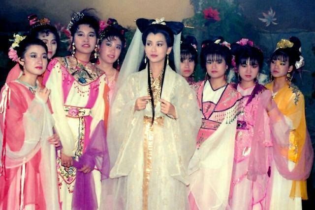 观音吸干西湖水,媚娘迷惑许仙《新白娘子传奇》原剧本你知多少