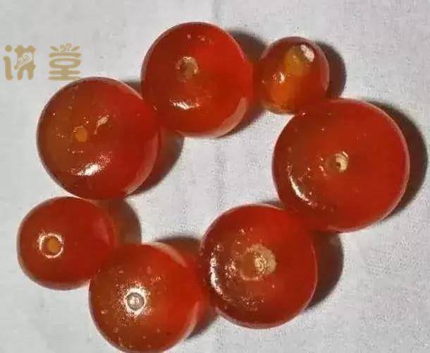 太残忍了,大象皮竟然也用来车珠子
