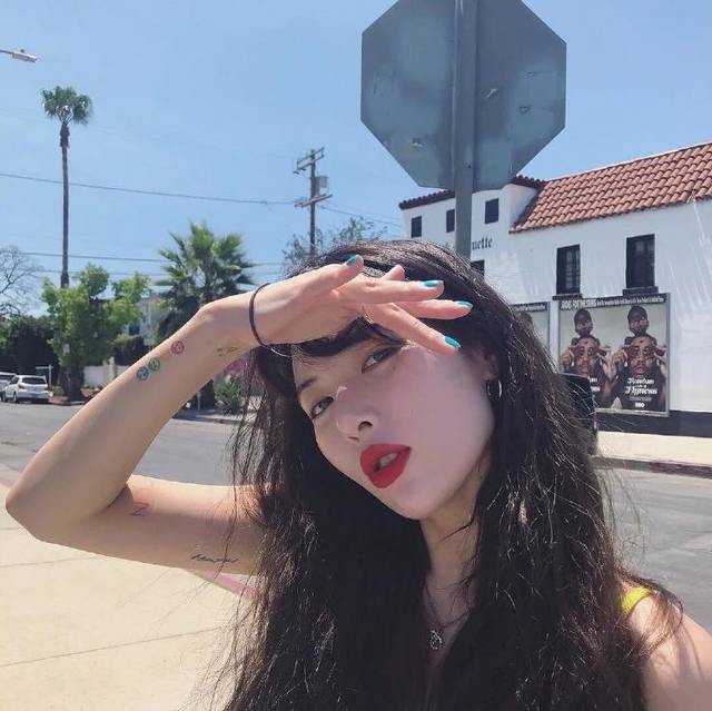 原来泫雅最野的不是身材,竟然是这里