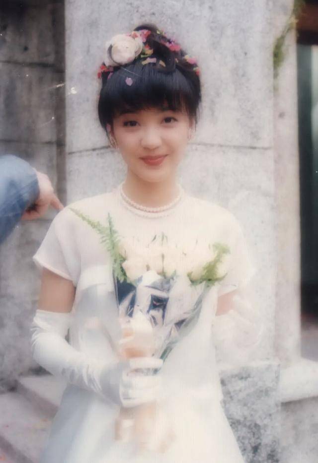 原创陈慧娴:3段失败恋情,55岁没结婚没孩子,父母为她操碎了心