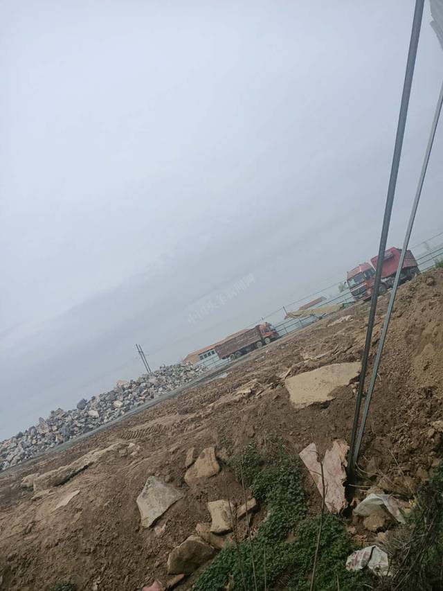 虞城县稍岗镇:违建碎石料厂堂而皇之