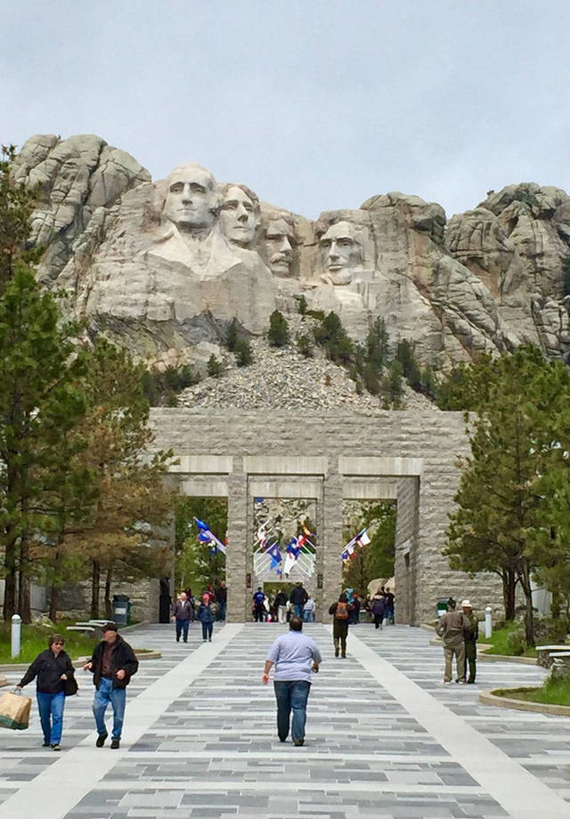 邂逅总统山(mount rushmore national memorial)