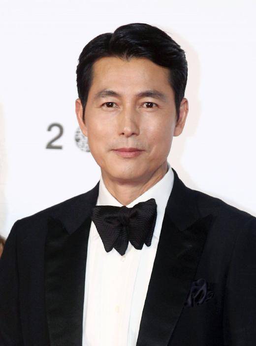韩国男演员郑雨盛父亲去世家属正准备葬礼