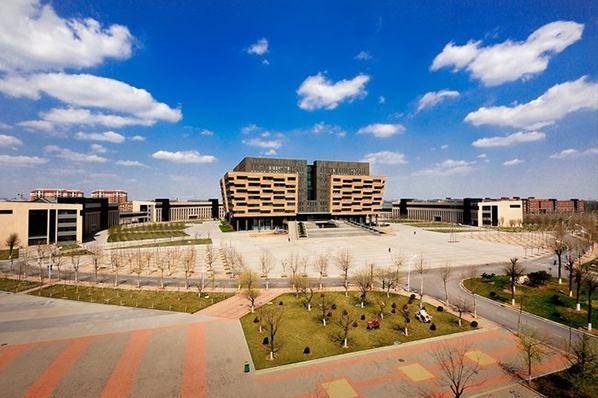 好点的公办专科学校 e55bcb5b4e564afda5195d76981fb329.jpeg