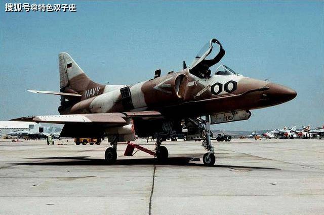 不羁"野马"空中骋,北美航空ov-10双螺旋桨攻轻型攻击机