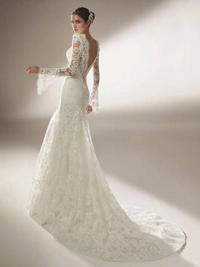 西班牙国宝级婚纱品牌pronovias旗下高定婚纱,看了想结婚系列!