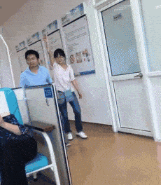 搞笑gif:女朋友说,没有生气