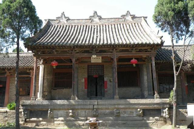 东岳庙大殿