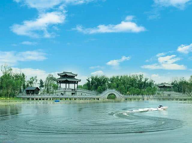 长春北湖国家湿地公园2014年5月29日被批准为国家4a级旅游景区.