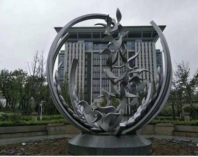 江苏鑫宇 雕塑不锈钢雕塑设计的三大元素