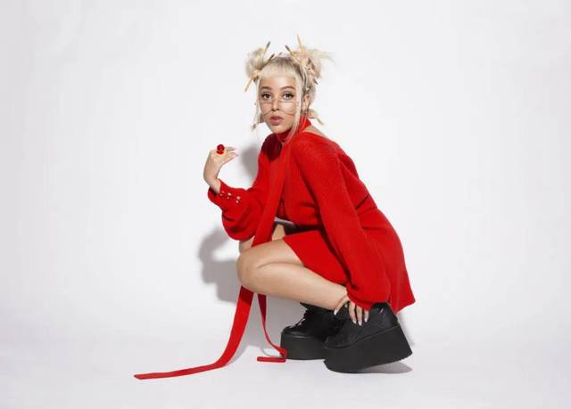 doja cat | 豆荚猫告诉你,靠天靠地,都不如靠自己.