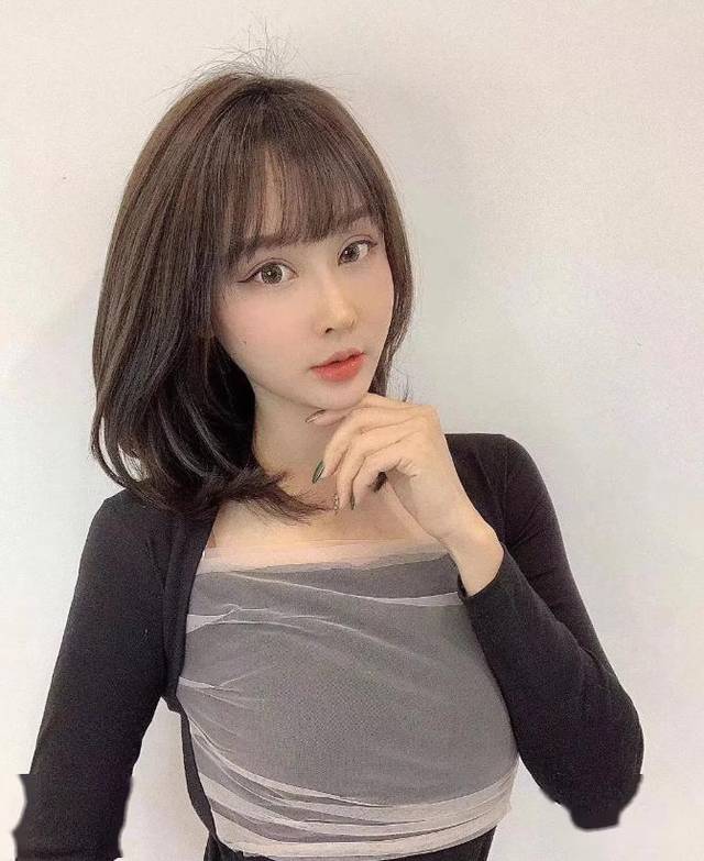 2020年大热" 锁骨发"