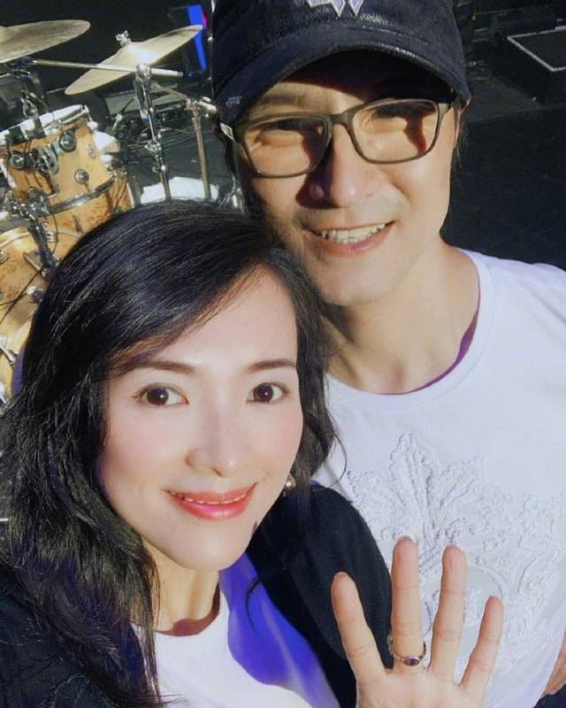袁咏仪公开祝福章子怡,曾在节目"神预言",这个秘密憋了好久