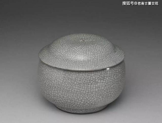 6cm,底径8.6cm,通高10.5cm台北故宫博物院藏