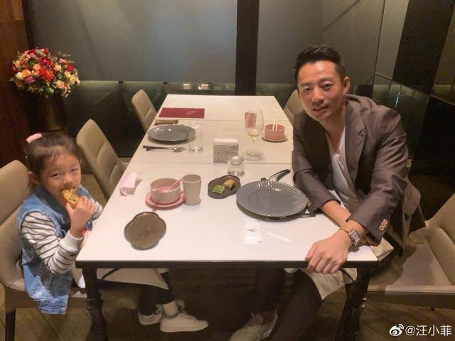大s最爱的偶像是木村拓哉,经常点赞木村拓哉的动态,汪小菲在情人节的