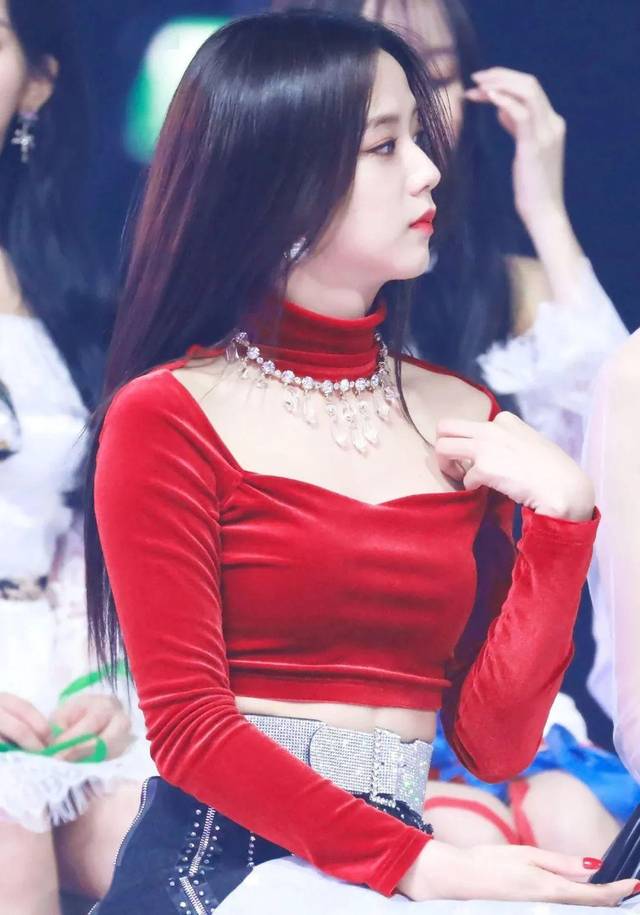 blackpink 门面担当 jisoo!