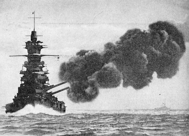 二战美军经典驱逐舰拉菲号所罗门群岛海战与日本战列舰同归于尽