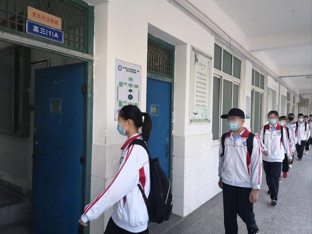 荆州家长,孩子如何安全复学?沙市五中来交作业啦!