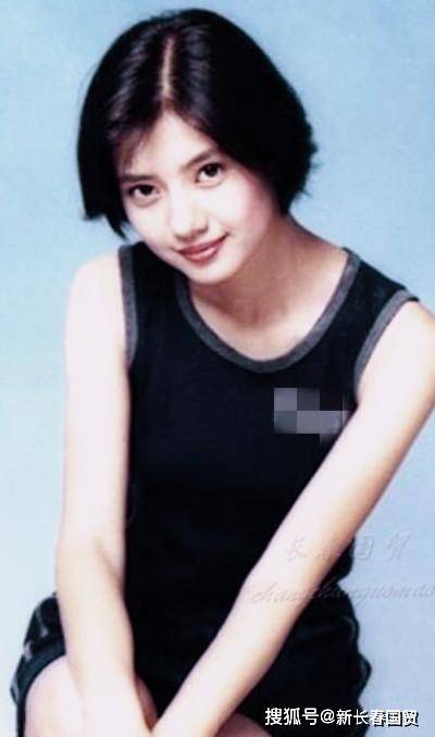 高圆圆20岁旧照曝光,清新淡雅甜美可人似邻家妹妹