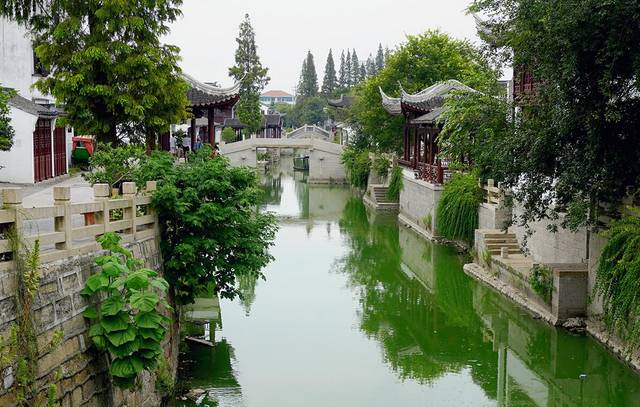 沙溪古镇位于江苏太仓市中部,境内分布着明清临水建筑,古巷,古桥和
