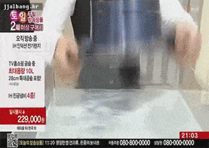 鸡蛋碎了没事 下面这个玻璃罐子绝对不碎 emmm 臣退了 主持人a:我当时