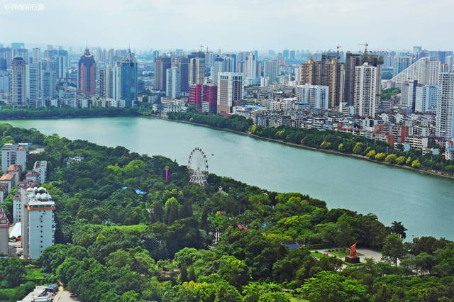 原创上头的"南普",彷徨的经济 失落的省会南宁将何去何从?