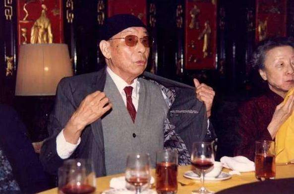 张学良晚年重获自由,他立马飞去美国找蒋士云,还住了3个月