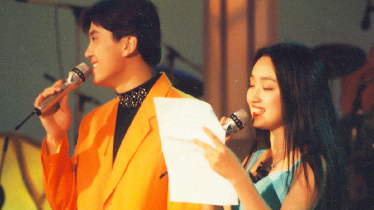 毛宁、杨钰莹互唱对方成名曲《我不想说》、《晚秋》，硬核翻唱