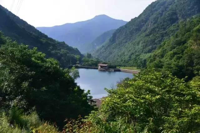 绛北大峡谷 1,景区地址:山西省绛县么里镇 2,自驾路线