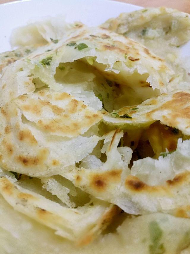 家常葱油饼的做法
