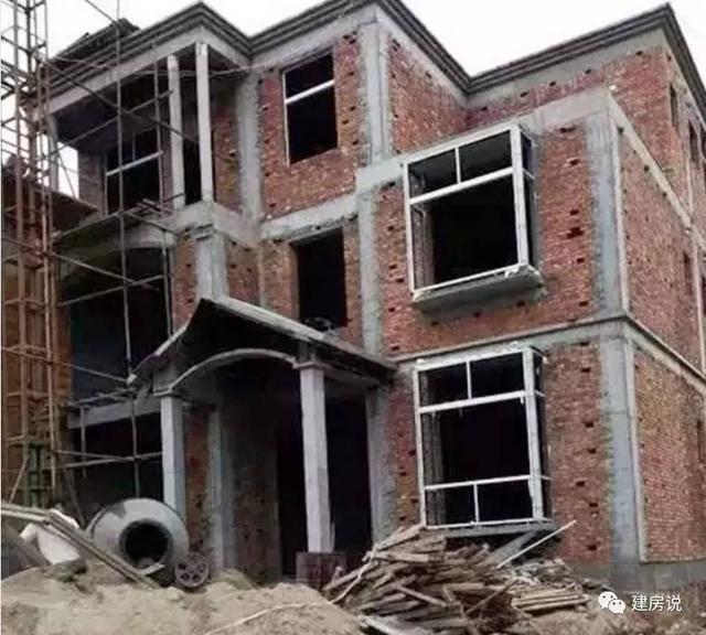 湖北网友70万建三层农村别墅,宽敞明亮不比城里差