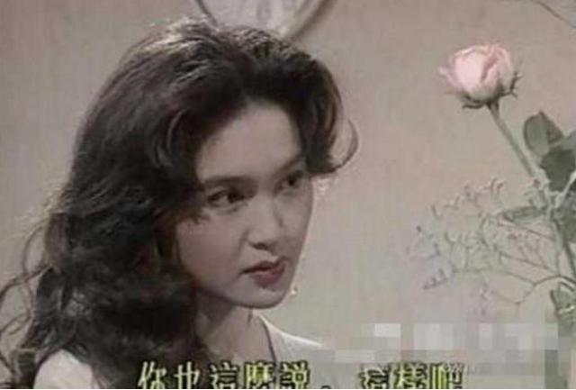 她是当红女星却曾拍三级片 与丈夫16年以离婚告终