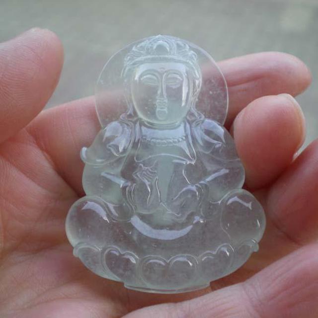 你知道玉观音有多少种吗?看自己适合戴哪一种