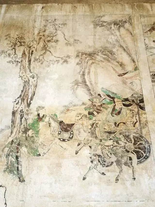 壁画面积达230平方米,分别位于祠堂左右侧廊,享堂的左右壁,寝堂左右壁