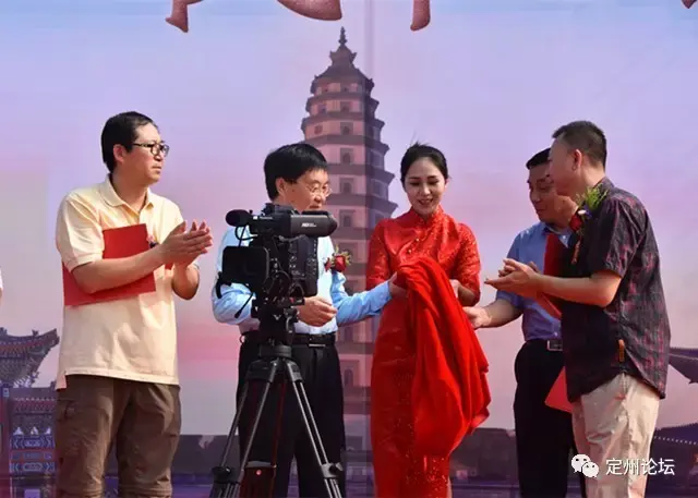 开机仪式 中央电视台摄像组, 定州这是要搞什么?