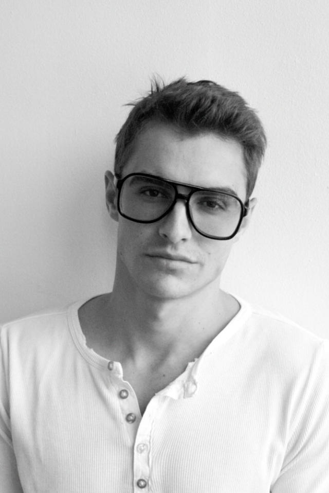 弟弟:dave franco