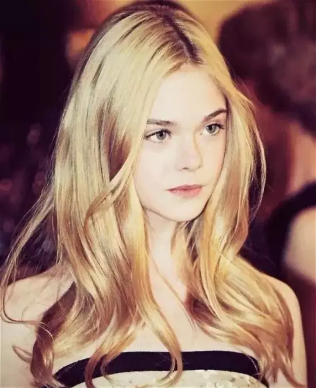 而她们却是美成一道光的仙女…… 艾丽·范宁 elle fanning 鲜美系