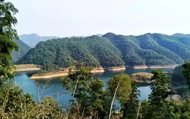 避暑河伯岭,向阳湖旁深山藏有绝世好风景