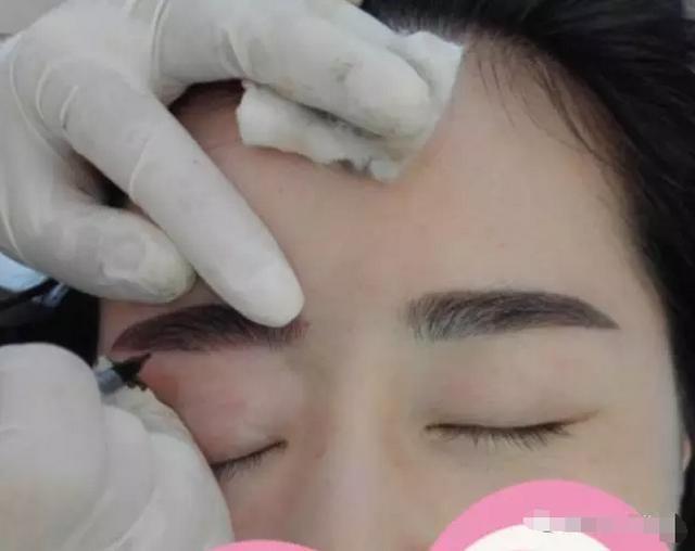 半永久眉毛日志 纹眉操作过程
