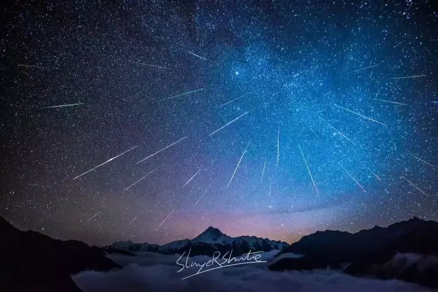 周六,英仙座超大流星雨来袭!想许愿的快来这儿