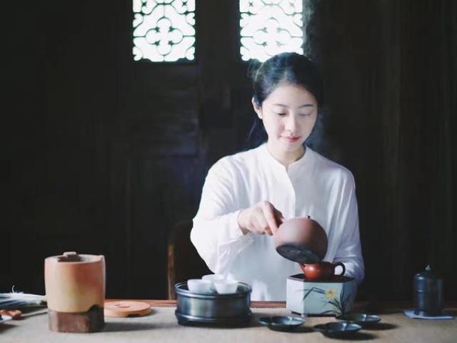 她是亚洲最美女茶人,以茶修向这个时代布道